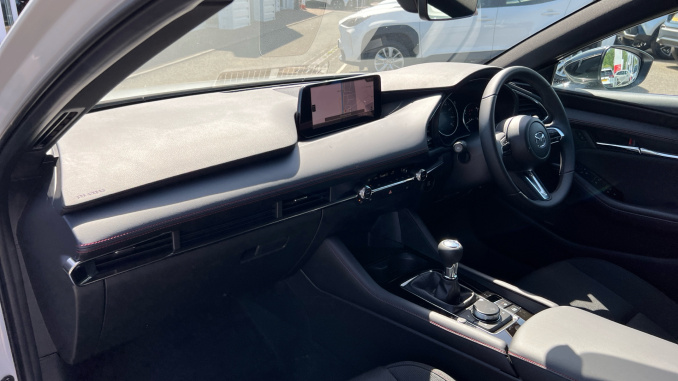 Mazda 3 2.5 e-Skyactiv G MHEV [140] Homura 5dr Petrol Hatchback - Image 9